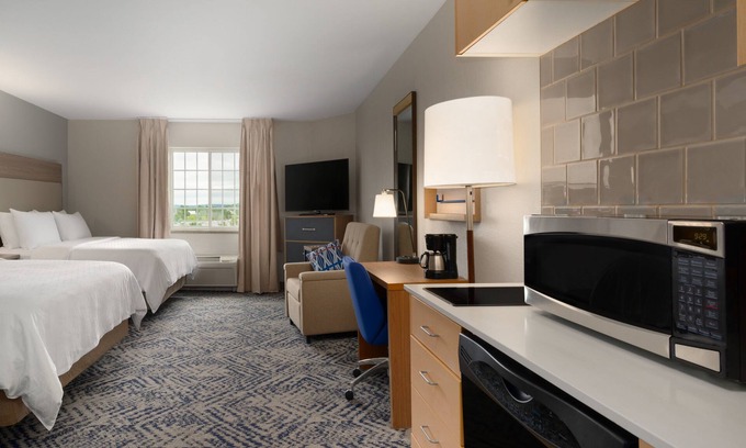 Evans Mills Hotel | Candlewood Suites Watertown Fort Drum by IHG