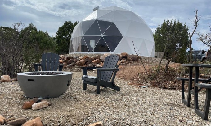 Monticello Resort | Canyon Rim Domes - A Luxury Glamping Experience!
