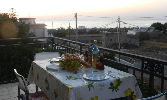 Capaci Apartment | Capaci - Flat/Apartment with sea view - 150m from the beach