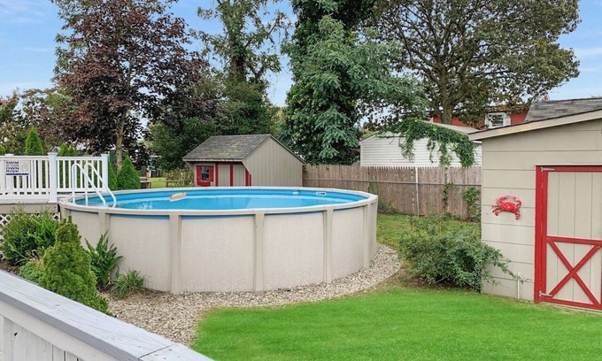 Villas House | Cape May Area Beach Retreat with Private Pool