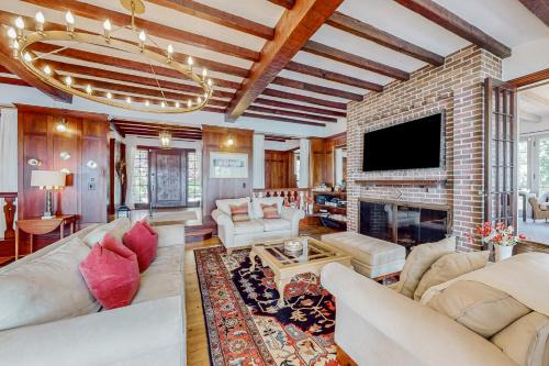 Buzzards Bay House | Capeview Estate