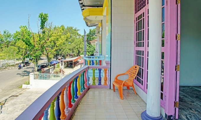 Padang Hotel | Capital O 92555 Hotel Princessa Syariah