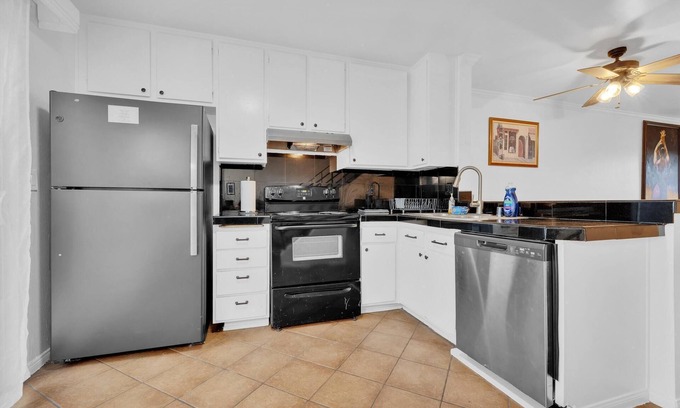 Santee Condo | Carefree, East County condo