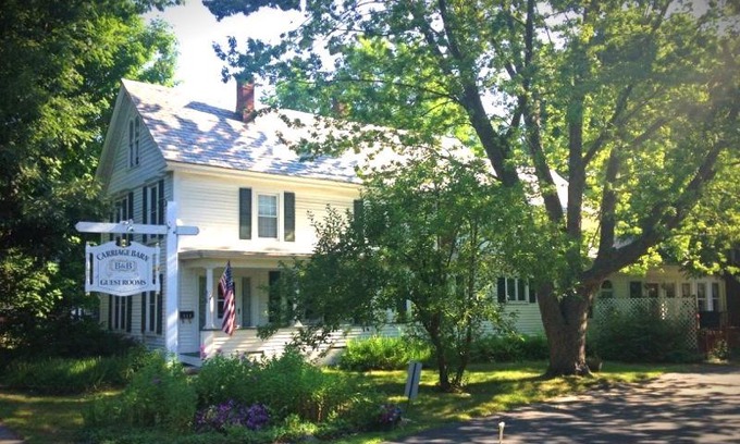 Historic Main Street Bed & Breakfast | Carriage Barn Inn