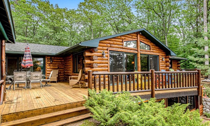 Lac du Flambeau House | Carroll's Cabin
