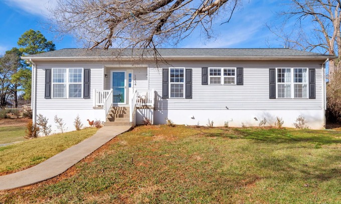 Crozet House | Carter Street | Walkable Crozet | Pet-Friendly
