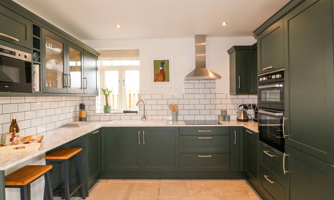 Kneesall Cottage | Carver's Rest