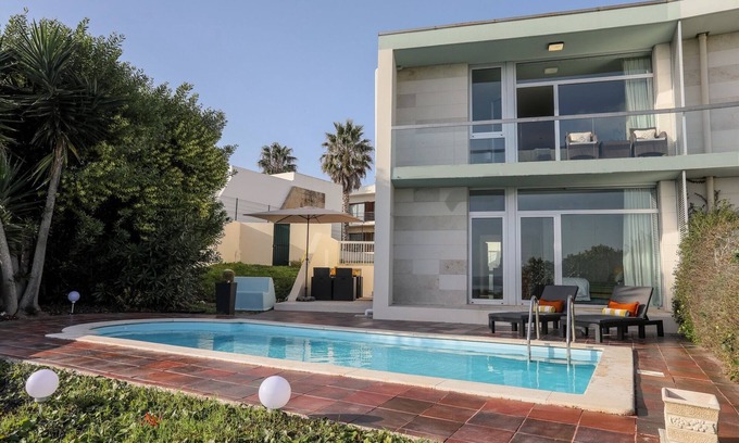Foz do Arelho House | Casa Andorinha - Luxury Villa With Private Pool & Coastal Views