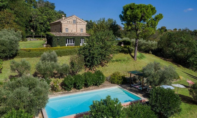 Mogliano Villa | Casa Antonio 8 - Four Bedroom Villa, Sleeps 8