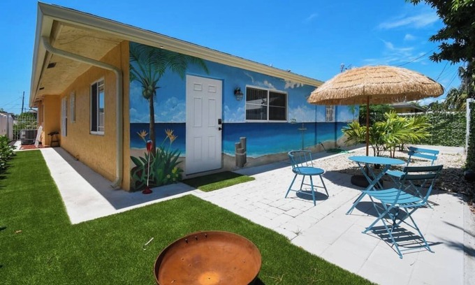 Southwest House | Casa Aria-6bd | Zoo, Beach, Downtown (+Parking)
