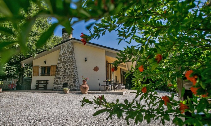 Bettona Villa | Casa Betty 7 - Three Bedroom Villa, Sleeps 7