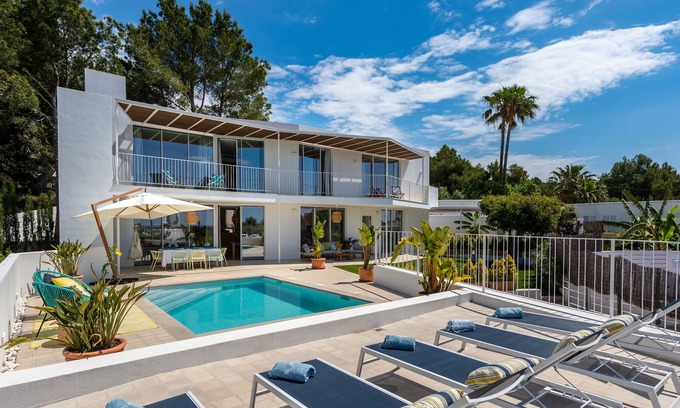Can Besso Villa | ** Casa Cel Post ** Beautiful views and ideal location.