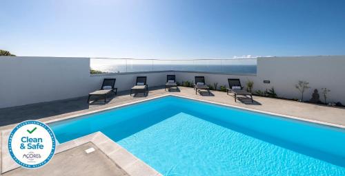 Ponta Garca House | Casa Celeste - Deluxe Ocean View/Heated Pool
