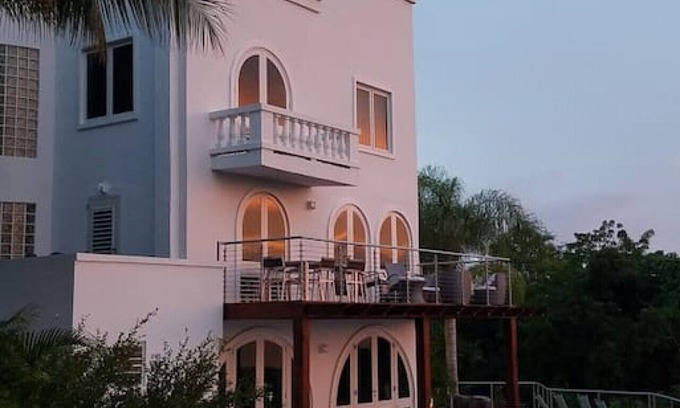 Puerto Real House | CASA COLUMBIA - pool. views. outdoor living.