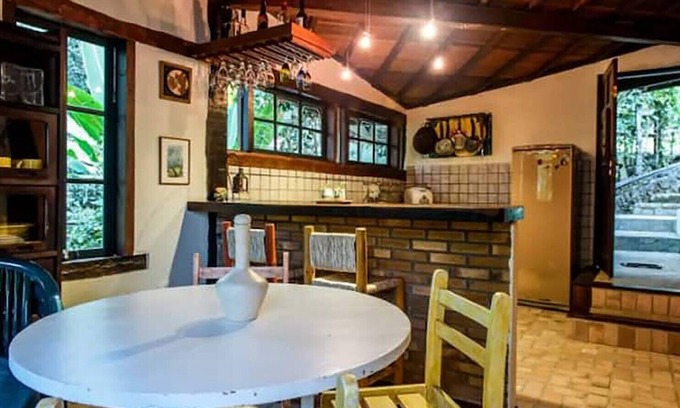 Bexiga House | Casa com churrasqueira em Ilhabela São Paulo
