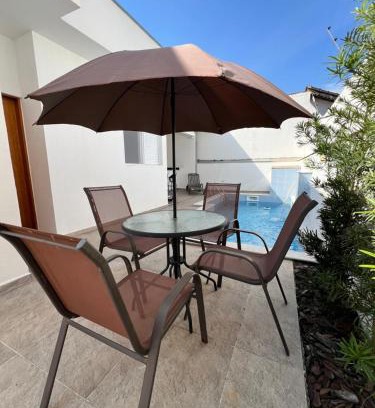 Jardim Casablanca House | Casa com piscina, 700M da praia