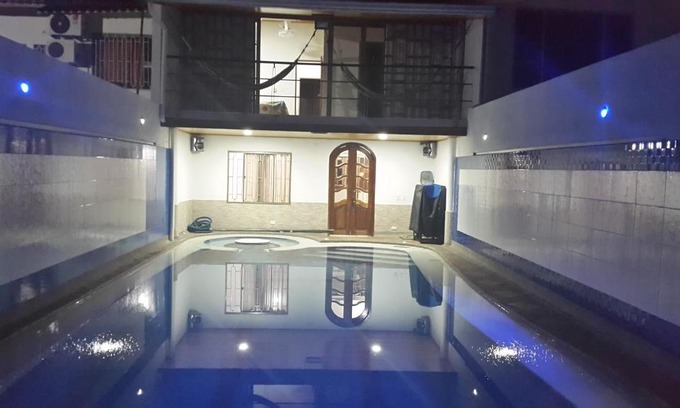 Flandes House | Casa con Piscina Privada y Jacuzzi