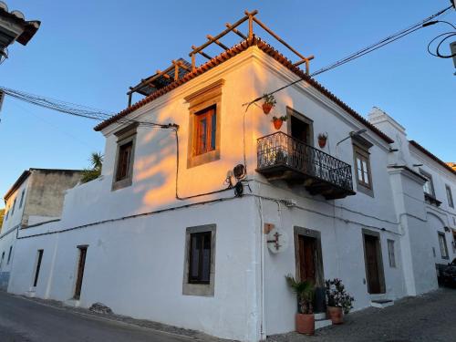 Mourao Villa | Casa da Praça - Mourão