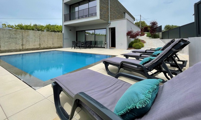 Correlha House | Casa das Branquinhas - Férias no Minho!
