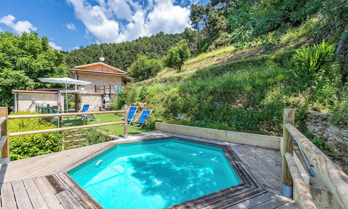 Strettoia House | Casa Davide With Pool, Pietrasanta, Italy