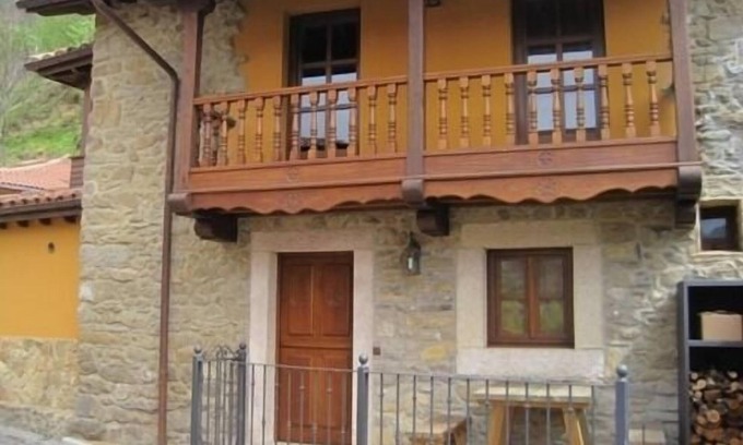 Carreno Municipality Cottage | Casa de Aldea Mariana, 10 minutes from Oviedo