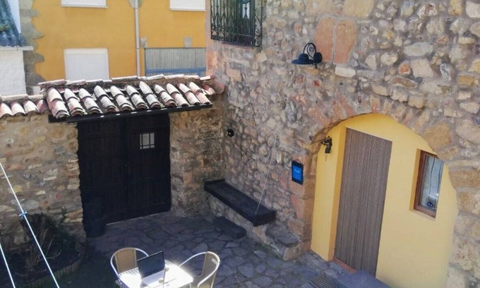 La Pola de Gordon House | Casa de Pueblo Rural
