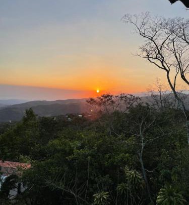 San Ramon House | Casa de montaña con vista al océano pacífico