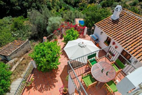 Canillas de Aceituno Villa | Casa del Algarrobo