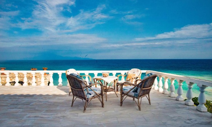 Neromilos House | CASA DEL MAR