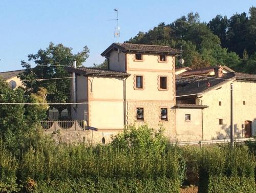 Viano House | Casa del Sole Borgo Prediera