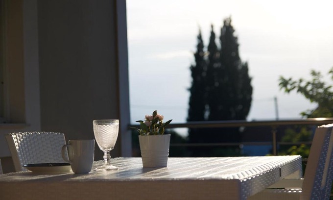 Aravissos Villa | Casa Di Calma Four Seasons Guest House