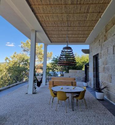 Castrelo de Mino House | Casa do Barqueiro TREIXADURA