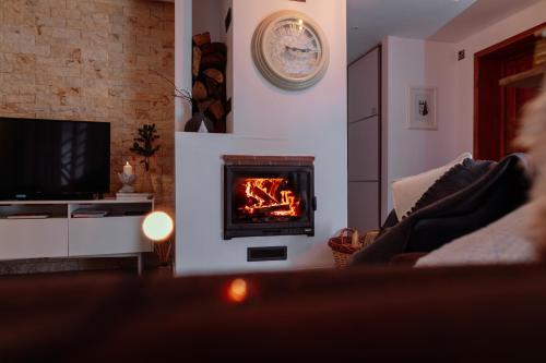 Vistea de Jos House | Casa Domestic, a modern guest house in the transylvanian countryside