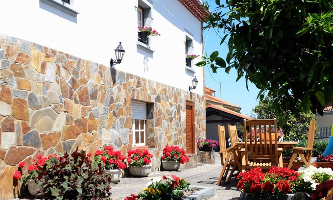 Cerecedo House | CASA EL TAN (4 people)