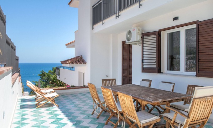 Capo Zafferano Apartment | Casa Elia con Terrazza Vista Mare by Wonderful Italy