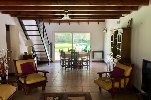 Ingeniero Maschwitz House | Casa en Ing. Maschwitz con gran parque y pileta