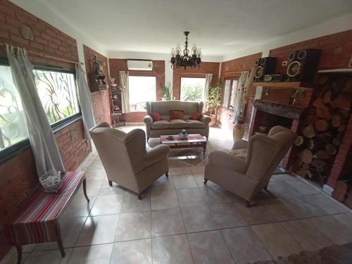 Las Rabonas House | Casa familiar de Campo Arev