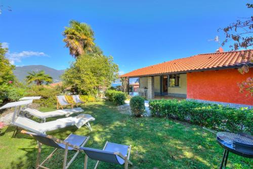 Castelveccana Villa | Casa Francesca Garden And View - Happy Rentals