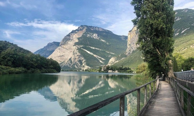 Pergolese House | Casa in Valle dei Laghi con Bici Gratis