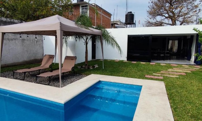 Temixco House | Casa Jardín Real