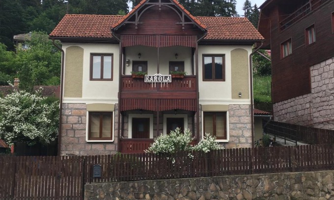 Baile Tusnad Bed & Breakfast | Casa Karola Ház