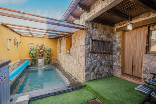 Munopedro House | Casa Las Tres Coteras