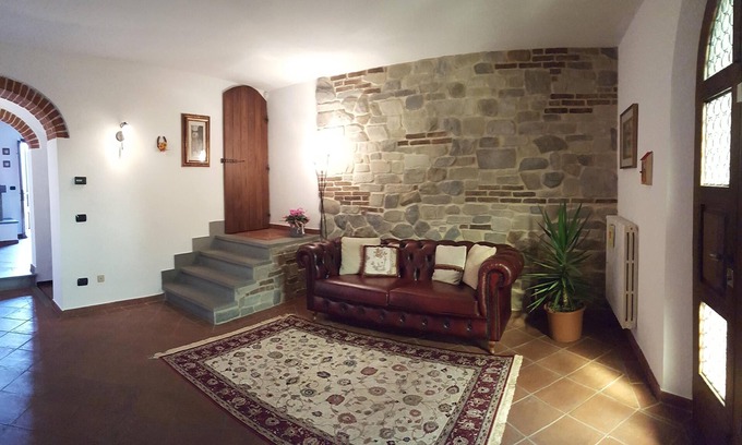 Quarrata House | Casa Leonardo in the Tuscan countryside near Florence Prato and Pistoia