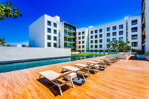 El Medano Ejidal Apartment | Casa Lucy- Opulent 3BR Cabo Retreat Awaits!