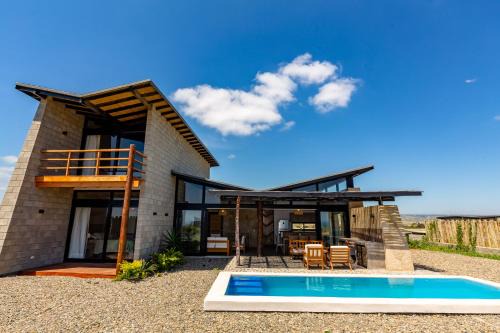 Mancora Villa | Casa Macondo - Casa de playa en Vichayito by WiroHouse