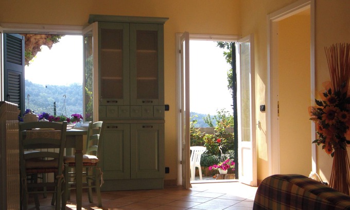 Vasia House | Casa Margherita, cozy house in the ancient village, quiet location