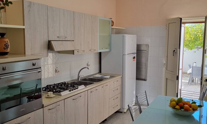 Magliano Apartment | CASA MARIA Located in Magliano, 12 km from Lecce, Piazza Mazzini, Sant' Oronzo S