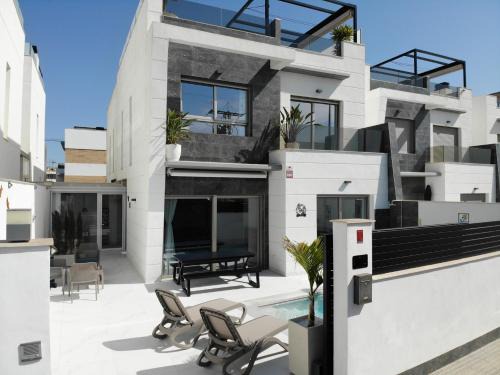 Benijofar Villa | Casa Mariposa, 3 bedroom villa in Benijofar