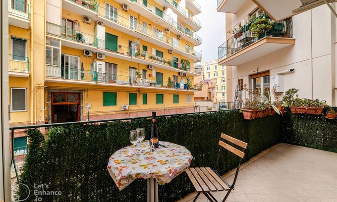 Arenella Apartment | "Casa Mia Vacanze Napoli" Comfort and tranquility Close to the Center and Metro1!