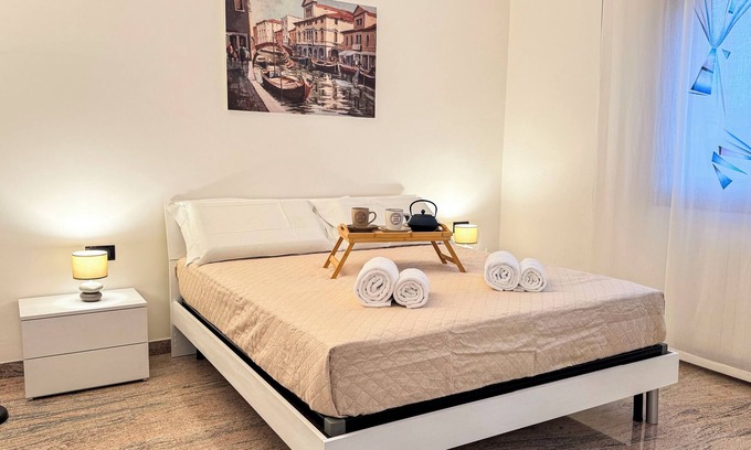 Chioggia Apartment | Casa Micio - Two Bedroom Apartment, Sleeps 6